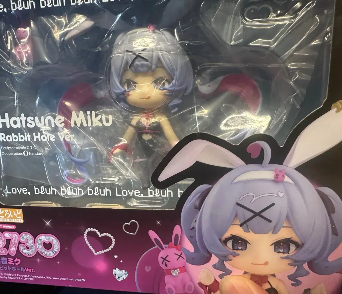 ねんどろいどラビットホールミク未開封_特権 x